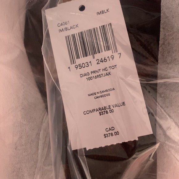 🆕Coach Tote With Horse And Carriage Dot Print Purse - Picture 8 of 14